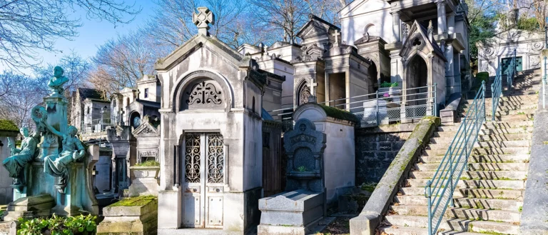 Le Père-Lachaise sous un autre grain