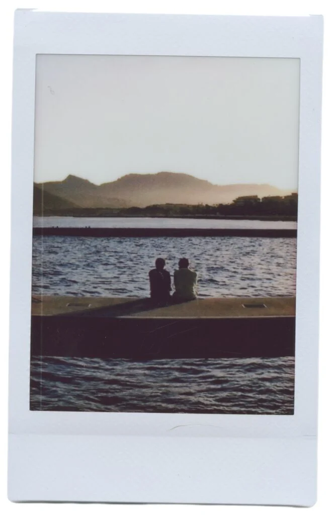 Boby s’empare de l’instax mini Evo Cinema™ et de l’instax Wide Evo™ !