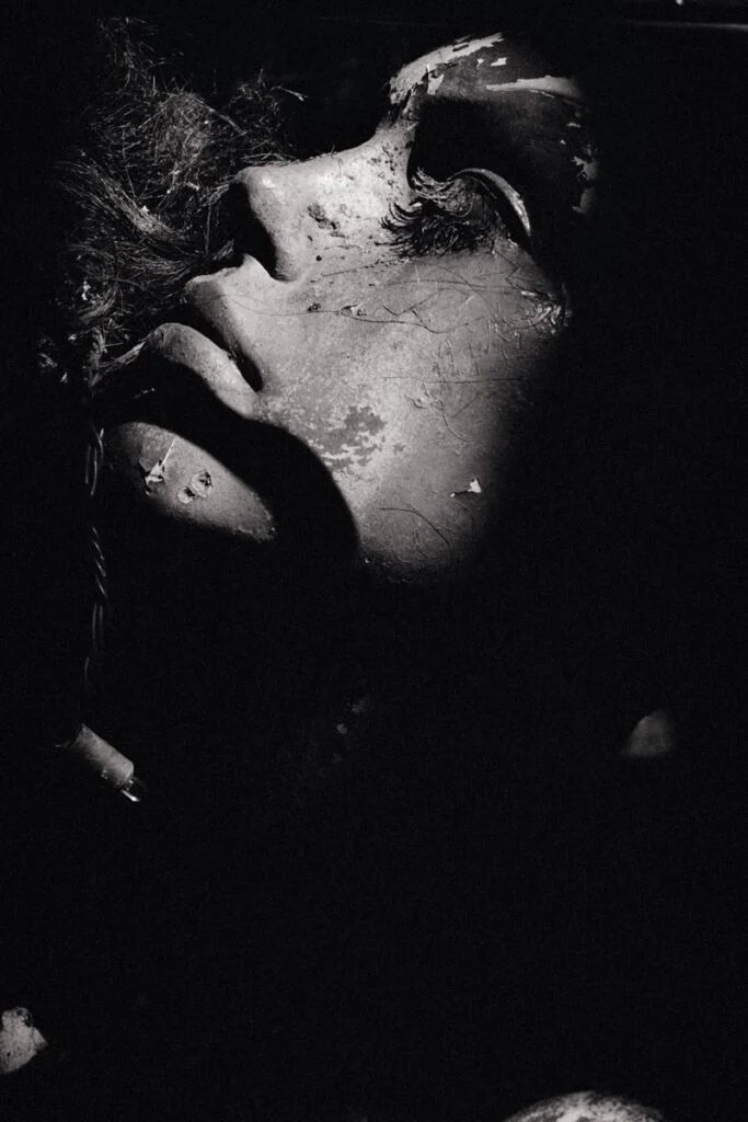 Portrait d'une femme de profil